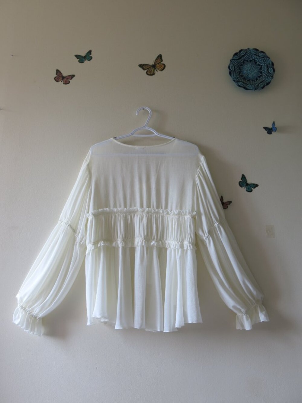 Kimchi Blue Amelia Bohemian Romantic Ruffle Sheer Babydoll Off White Top Size L - Picture 7 of 15